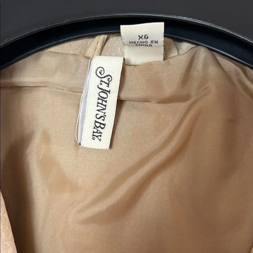St. John's Bay Light Brown Women's 100% leather Blazer size XL. CJ